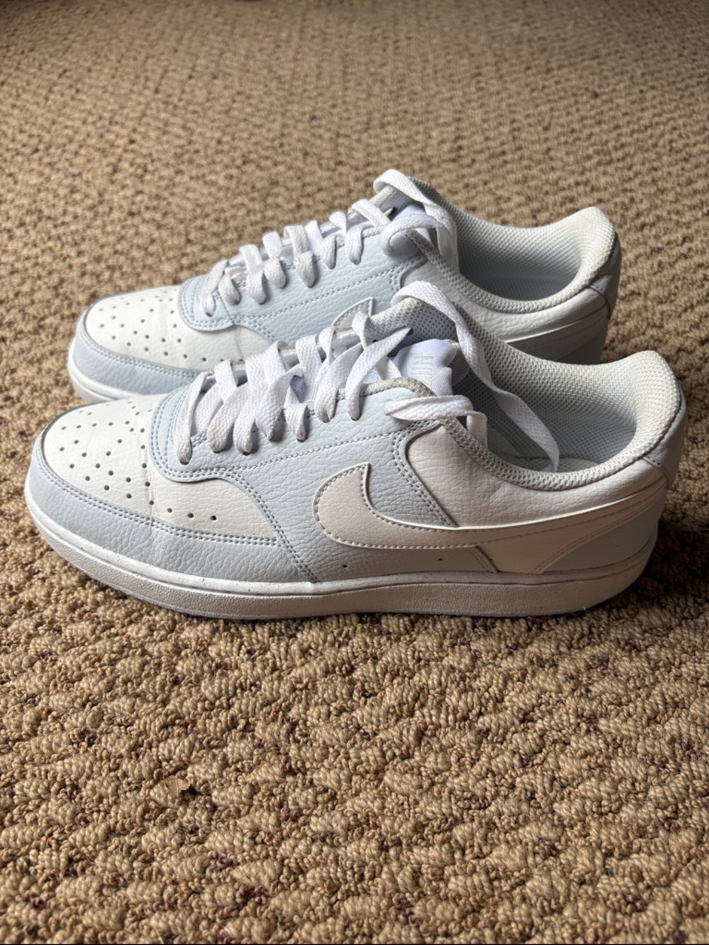 MUST GO! Nike White and Light Blue Low-Top Leather Sneakers